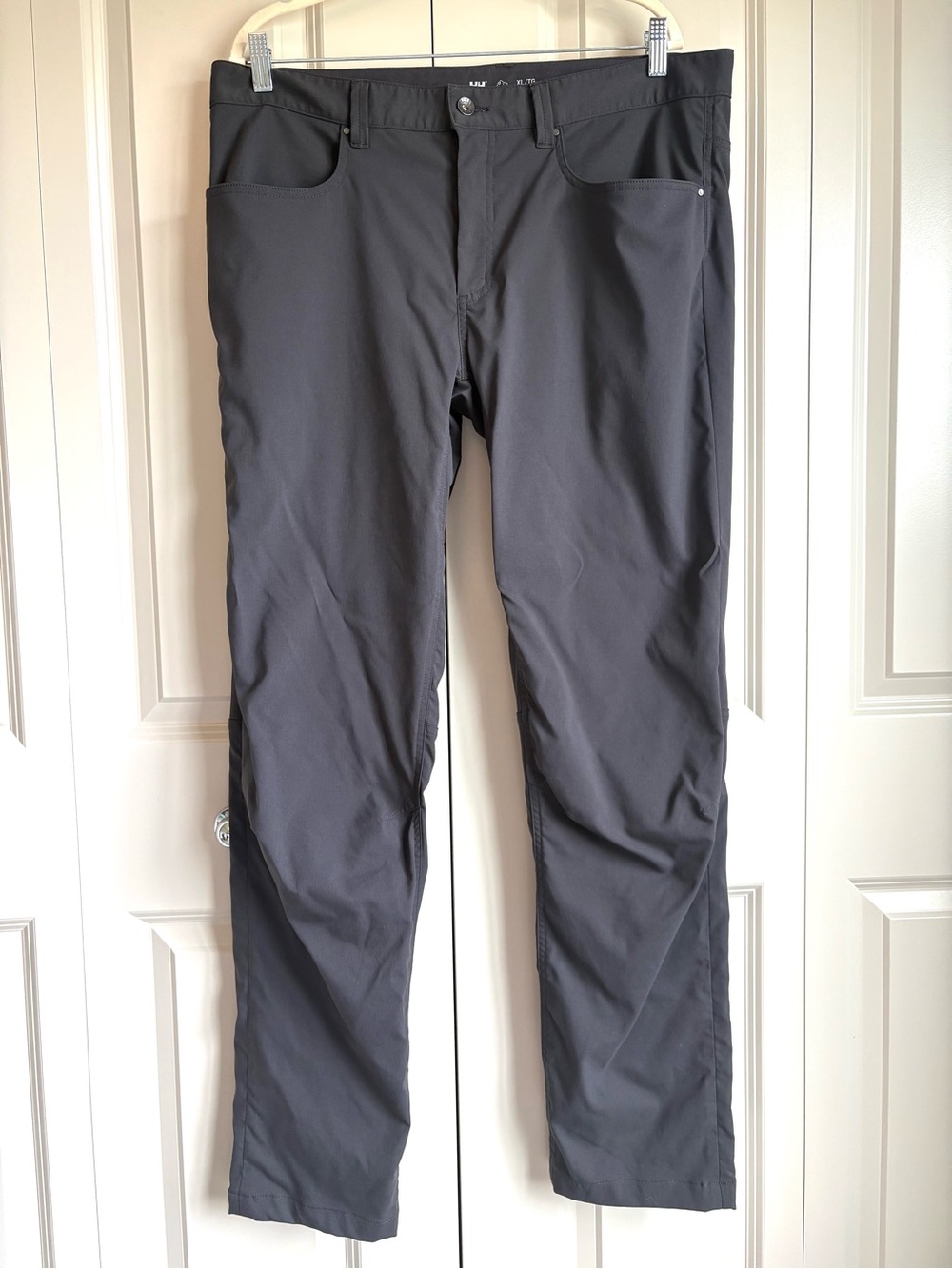 Helly Hansen Holman 5 Pocket Pants in Black UPF 50 size XL Hiking Gorpcore